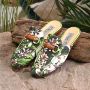 DIANE B Milano fabric floral mule w/bamboo accent